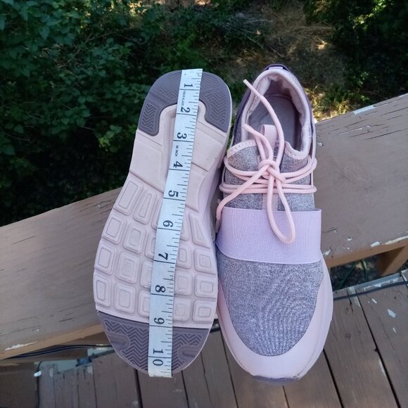 Fabletics Zuma Studio sneakers sz 8 - Picture 14 of 14